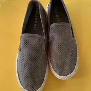 Esprit slip ons